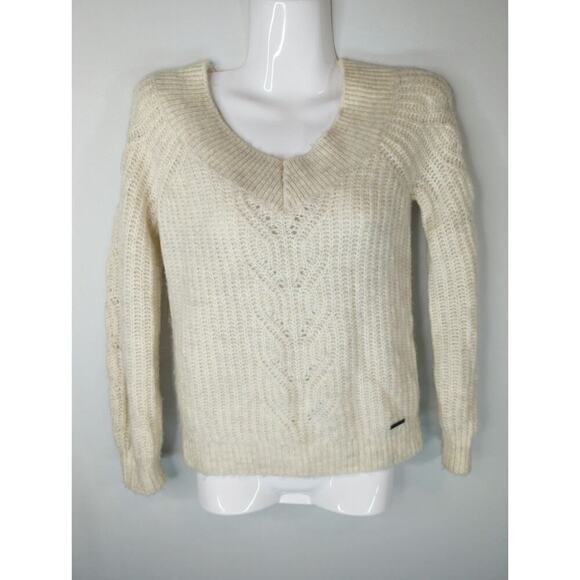 Abercrombie & Fitch Cream Acrylic V-Neck Pullover Sweater Size XS - Picture 1 of 8